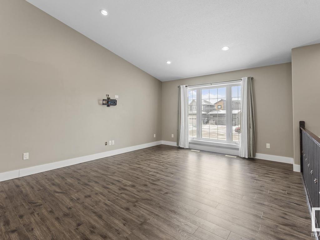 












265 TERRA NOVA Crescent

,
Cold Lake,




AB
T9M 0L5

