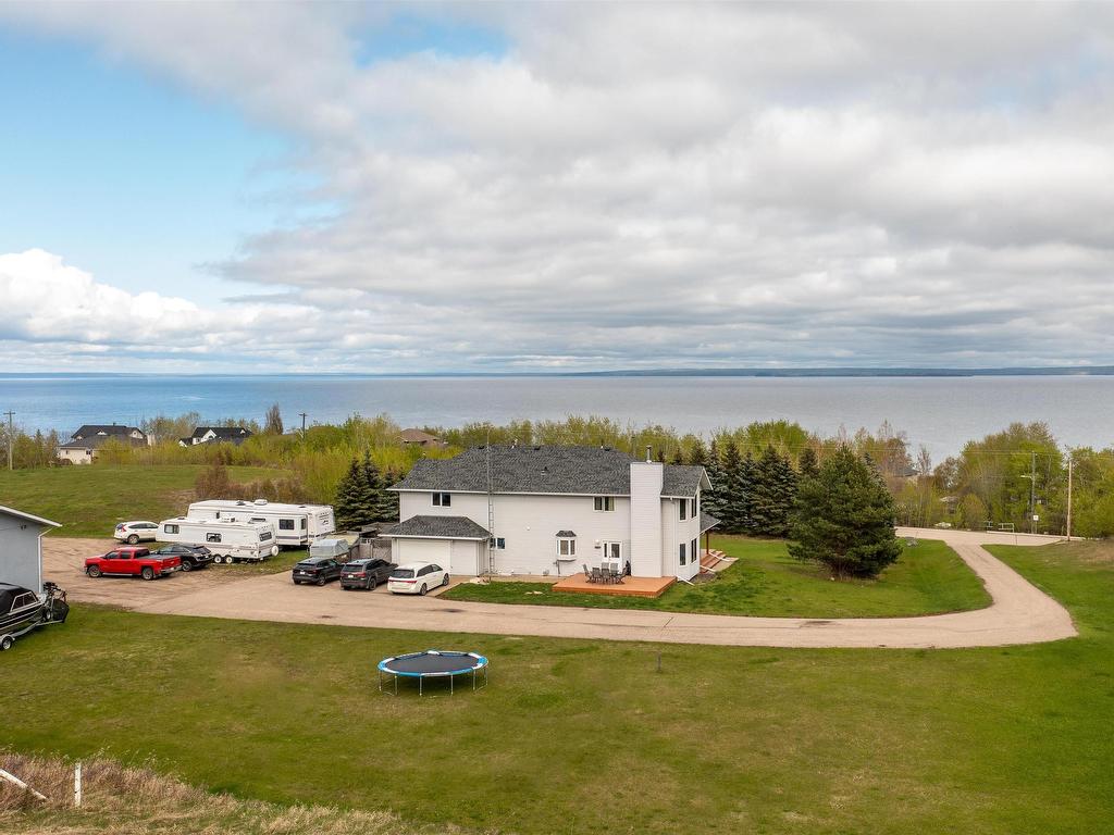 












1301 28 Street

,
Cold Lake,




AB
T9M 1G2

