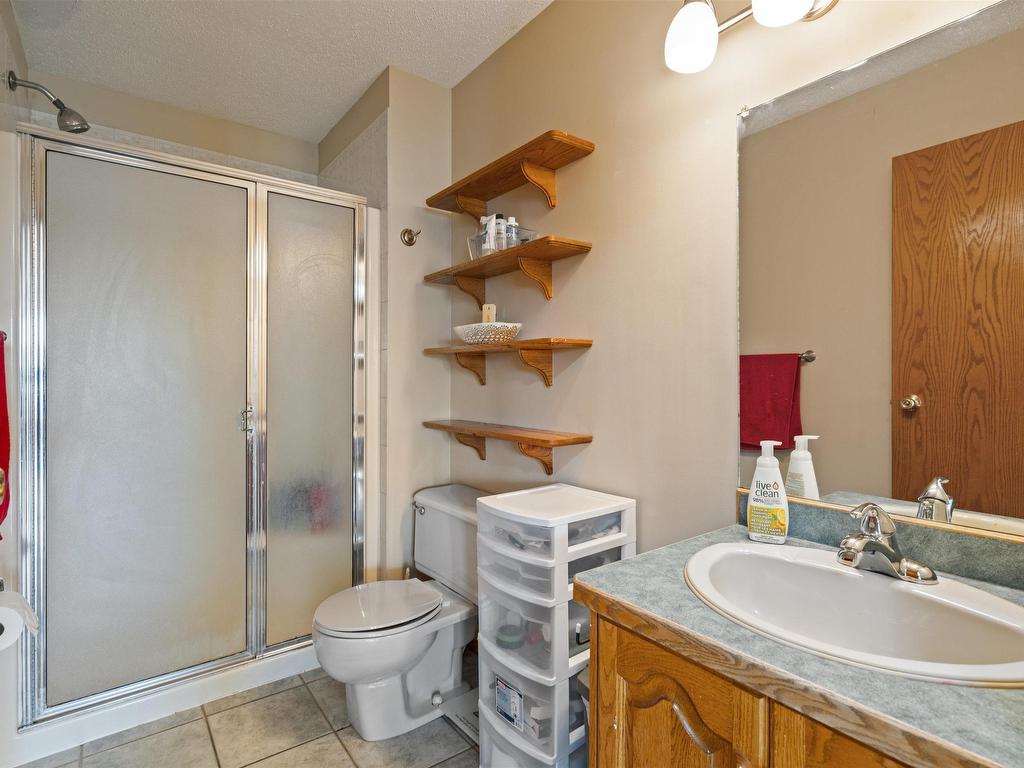 












1301 28 Street

,
Cold Lake,




AB
T9M 1G2


