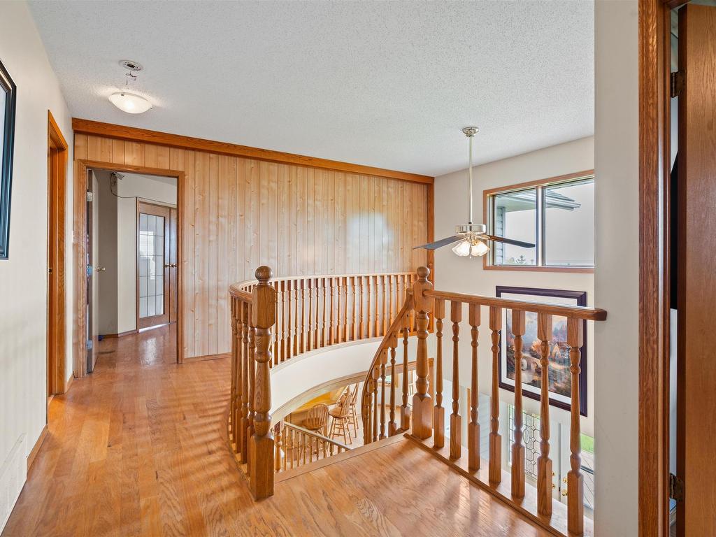 












1301 28 Street

,
Cold Lake,




AB
T9M 1G2

