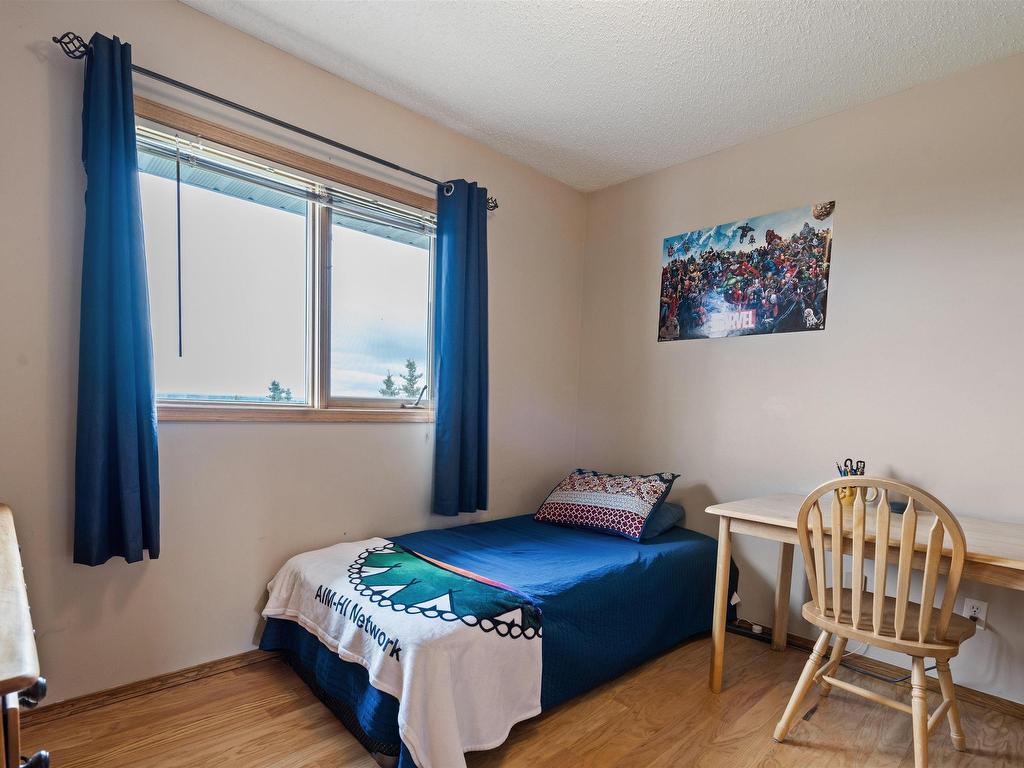 












1301 28 Street

,
Cold Lake,




AB
T9M 1G2

