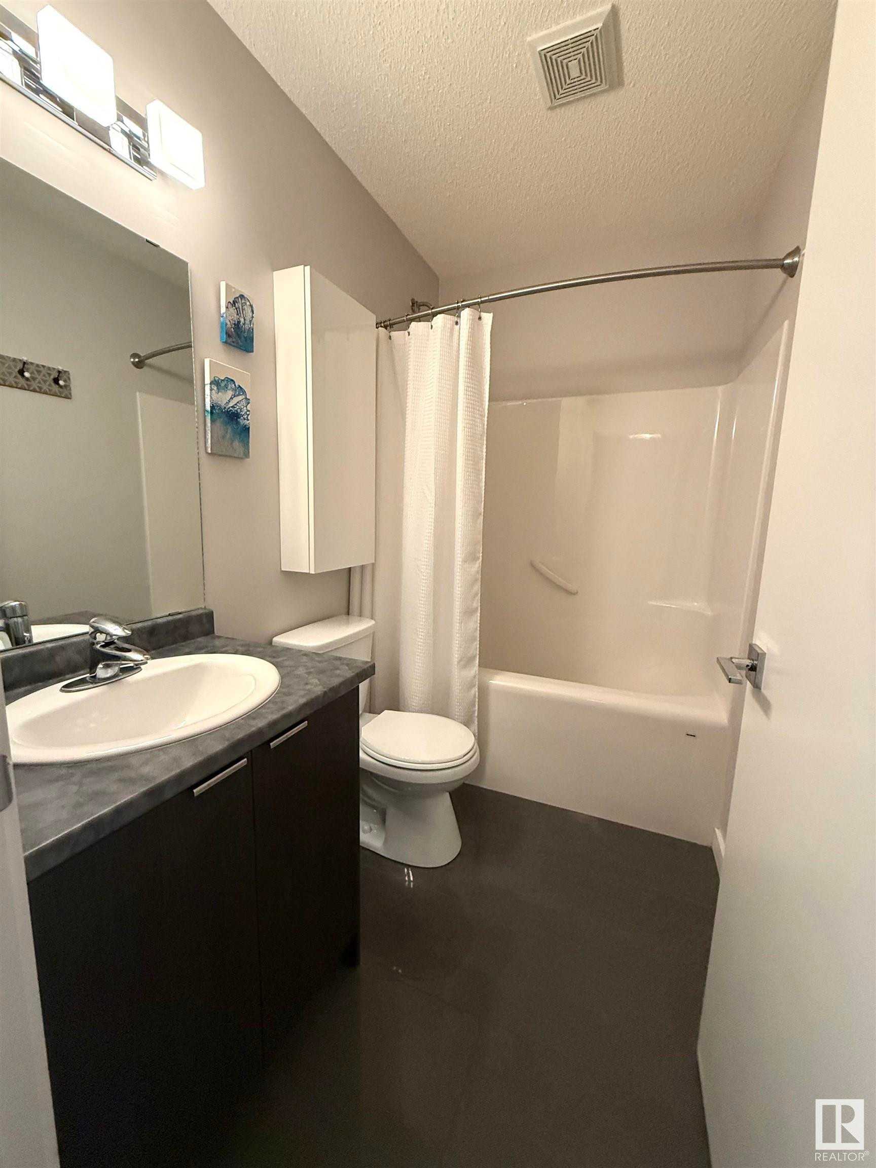 












217 610 Calahoo Road

,
Spruce Grove,




AB
T7X 2A7

