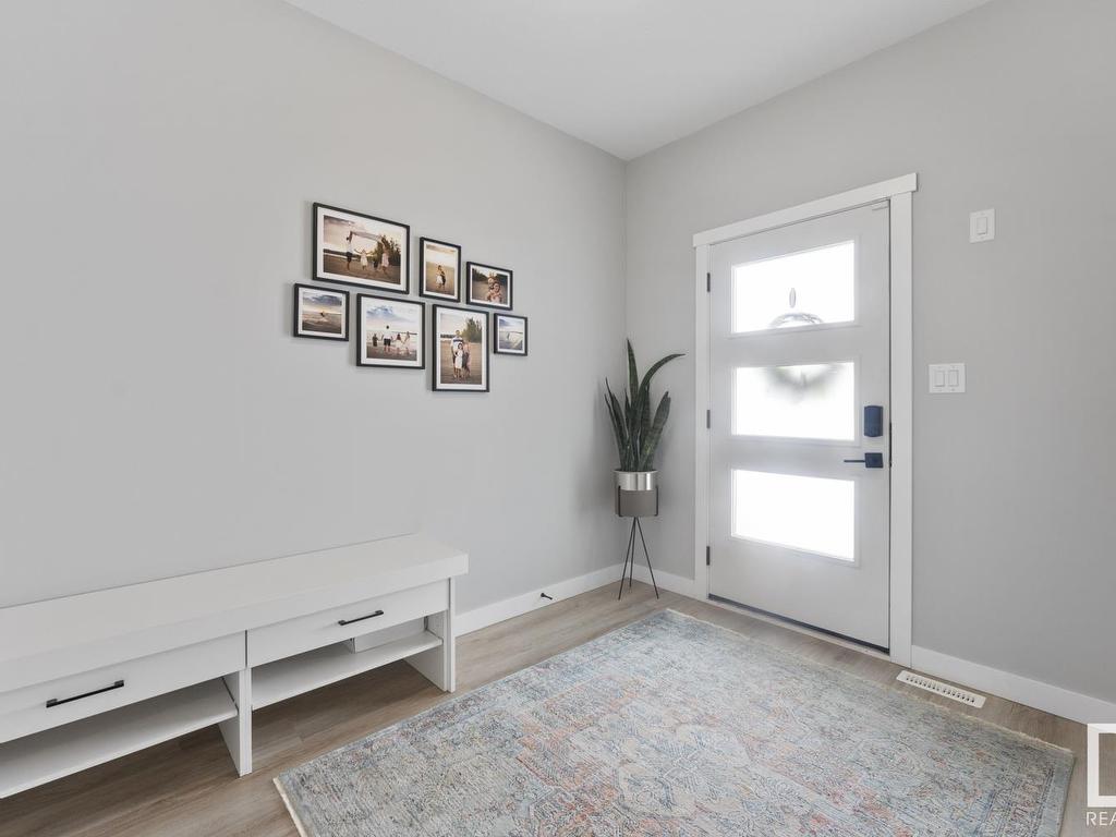 












306 Waterton Way

,
Cold Lake,




AB
T9M 0L4

