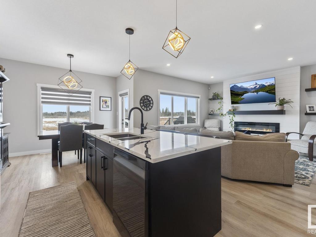 












306 Waterton Way

,
Cold Lake,




AB
T9M 0L4

