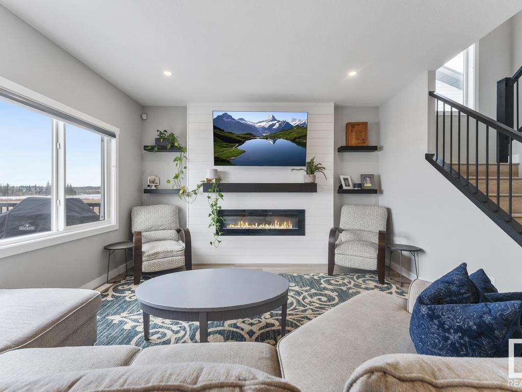 












306 Waterton Way

,
Cold Lake,




AB
T9M 0L4

