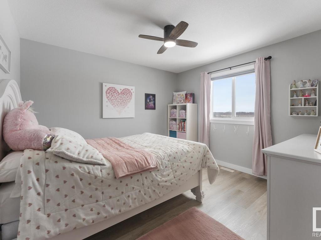 












306 Waterton Way

,
Cold Lake,




AB
T9M 0L4

