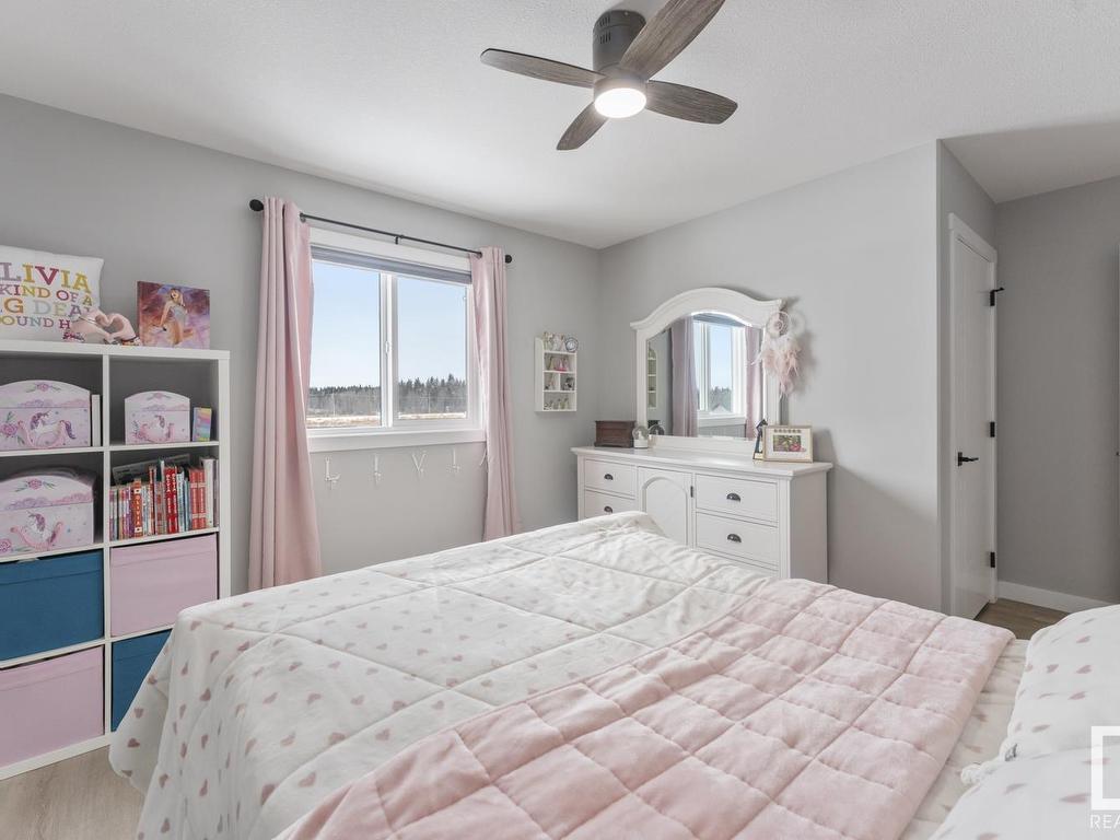 












306 Waterton Way

,
Cold Lake,




AB
T9M 0L4

