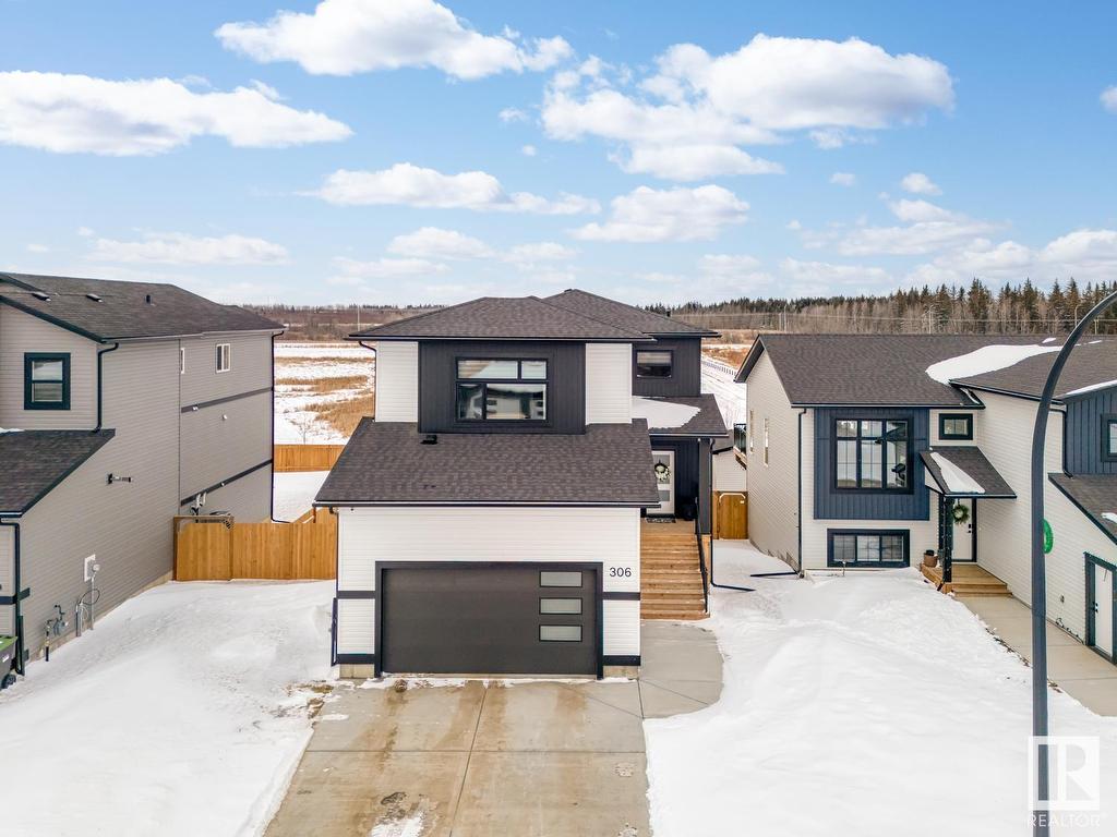 












306 Waterton Way

,
Cold Lake,




AB
T9M 0L4

