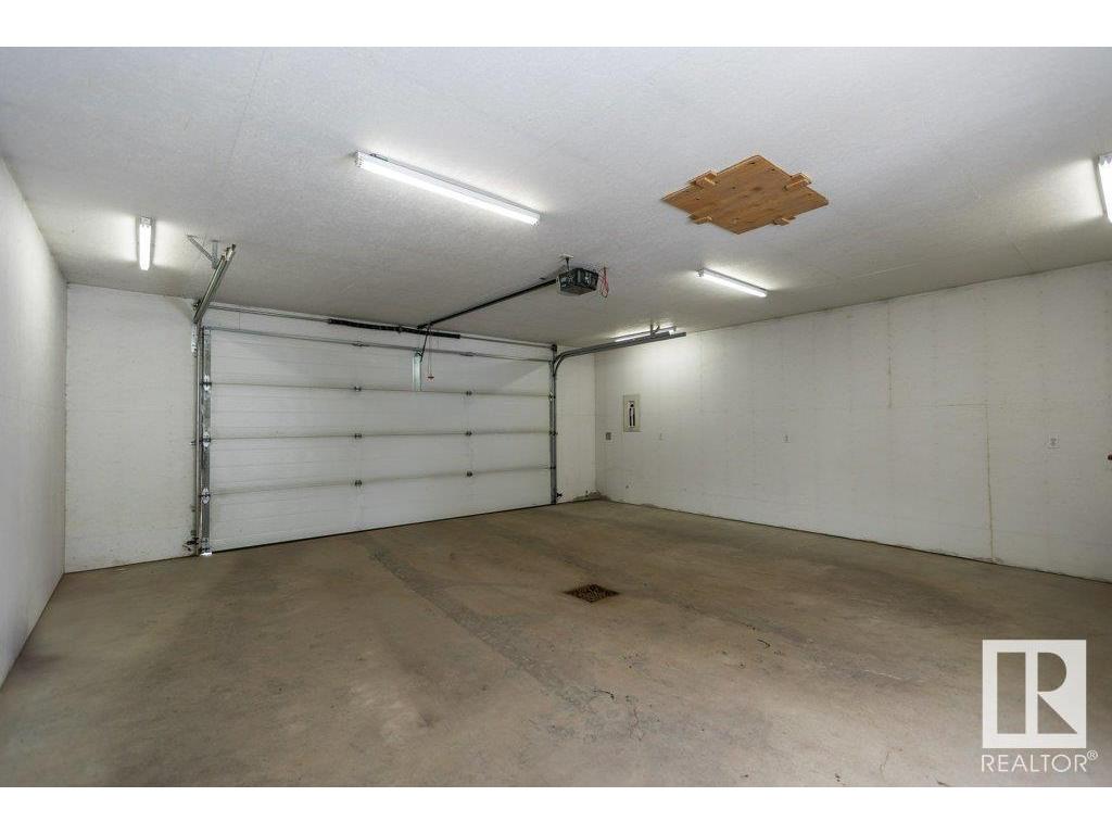 












9915 104 Street

,
Westlock,




AB
T7P 1T3

