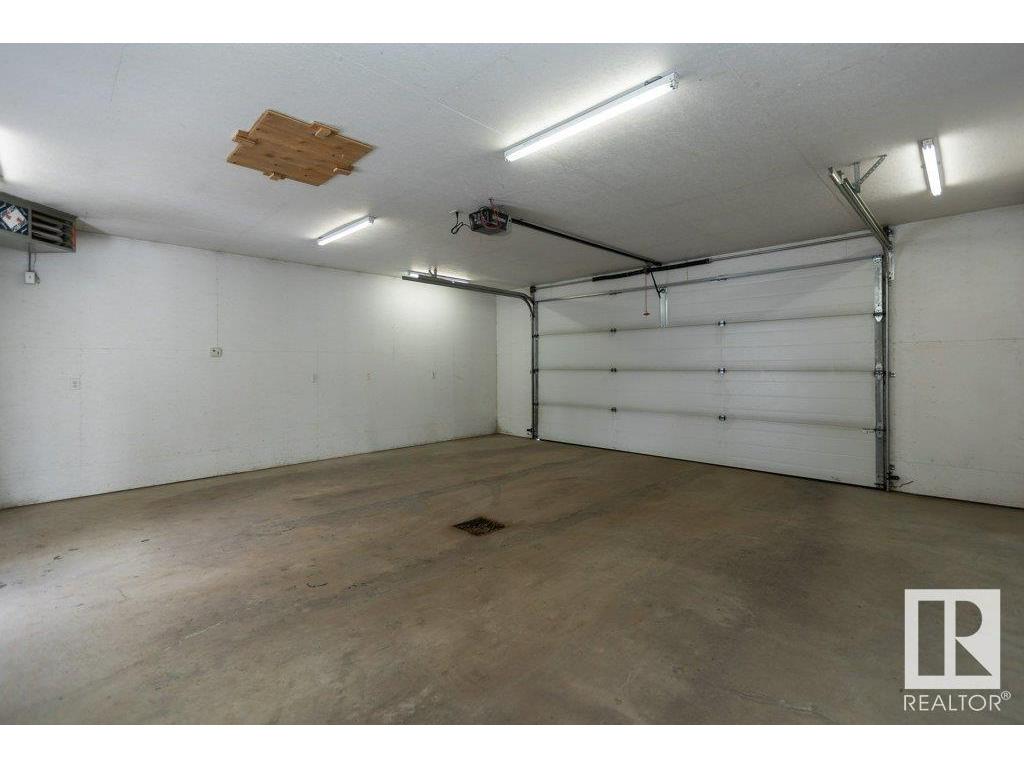 












9915 104 Street

,
Westlock,




AB
T7P 1T3

