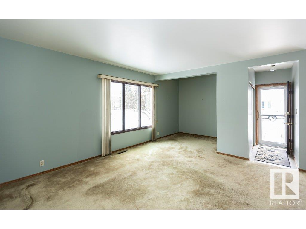 












9915 104 Street

,
Westlock,




AB
T7P 1T3

