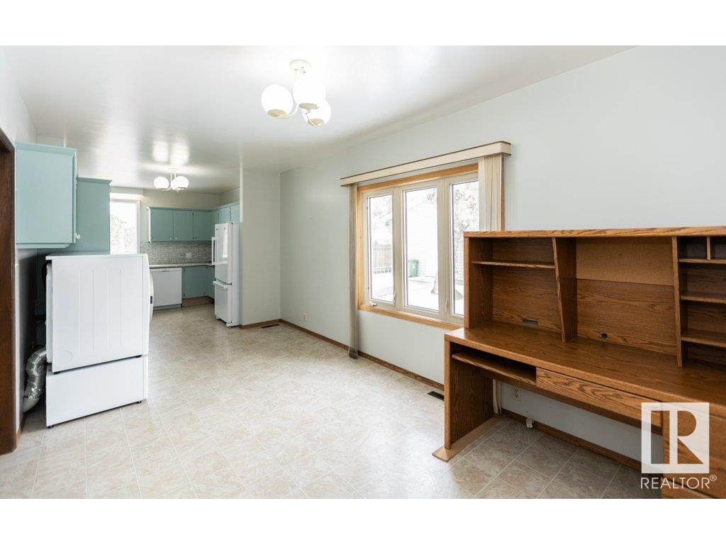 












9915 104 Street

,
Westlock,




AB
T7P 1T3

