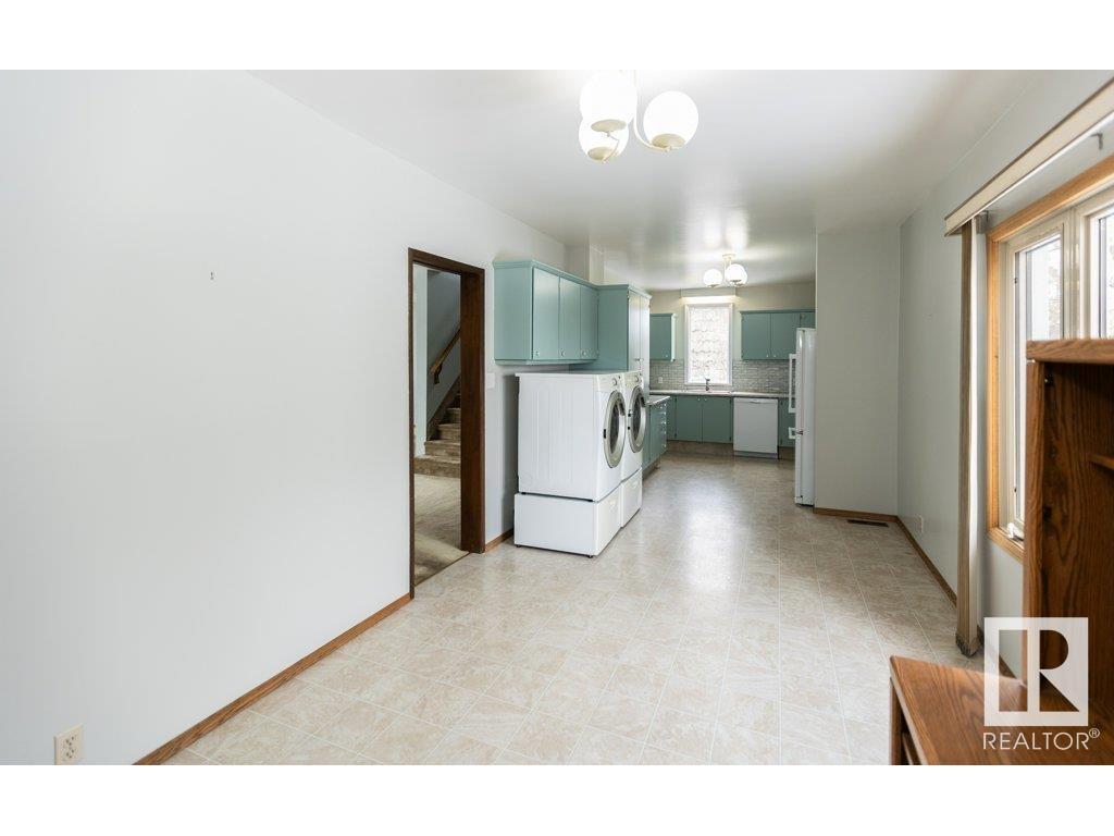 












9915 104 Street

,
Westlock,




AB
T7P 1T3

