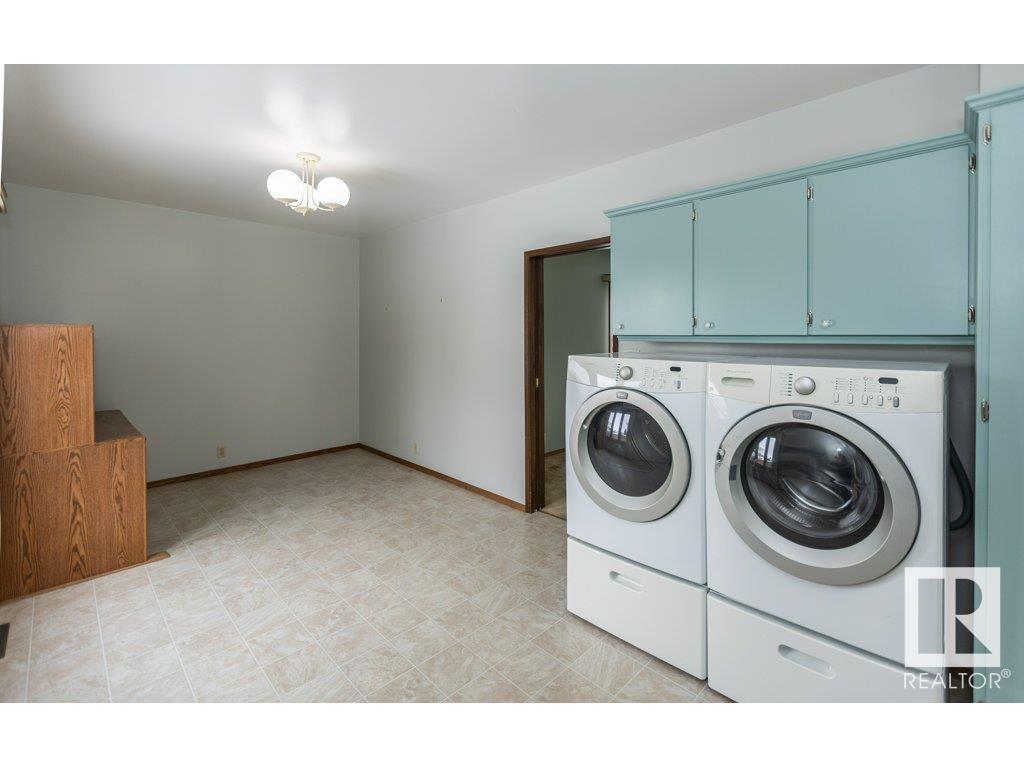 












9915 104 Street

,
Westlock,




AB
T7P 1T3

