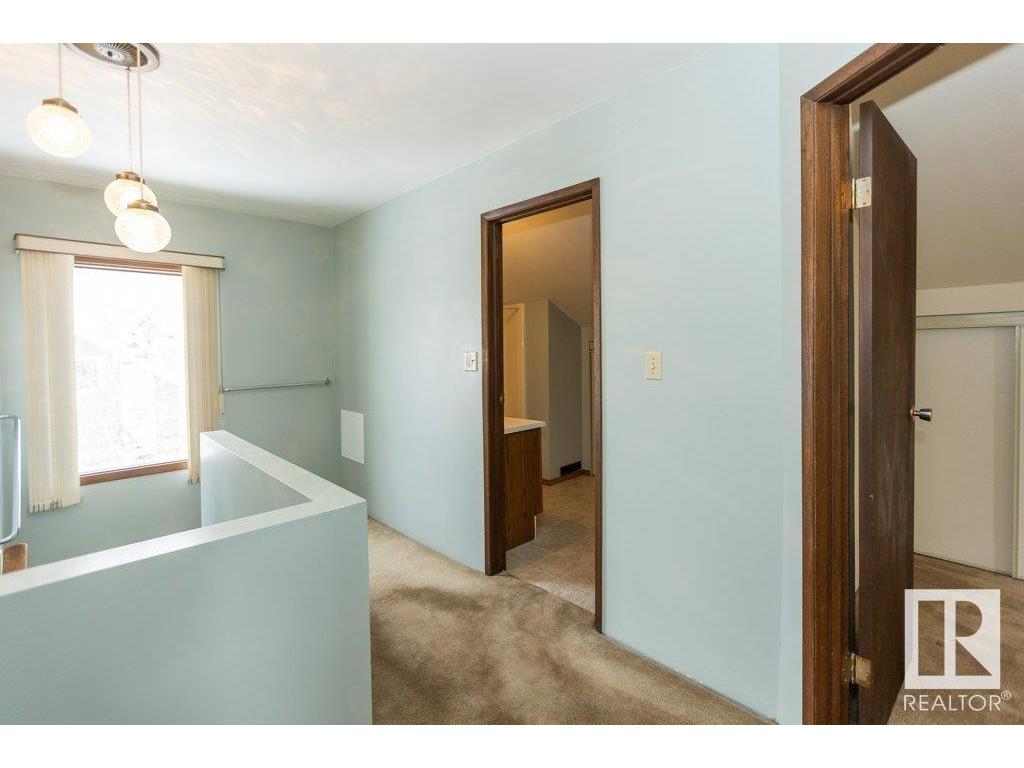 












9915 104 Street

,
Westlock,




AB
T7P 1T3

