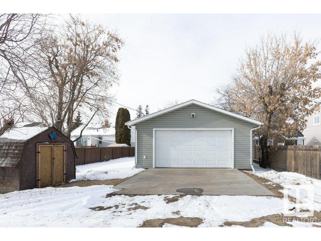 












9915 104 Street

,
Westlock,




AB
T7P 1T3


