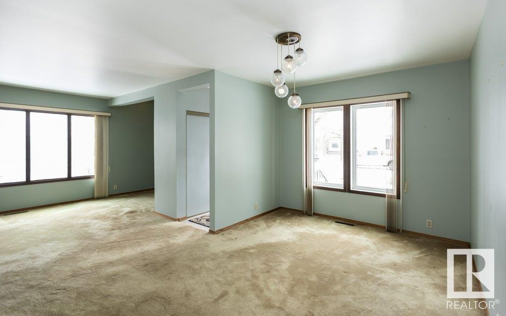 












9915 104 Street

,
Westlock,




AB
T7P 1T3


