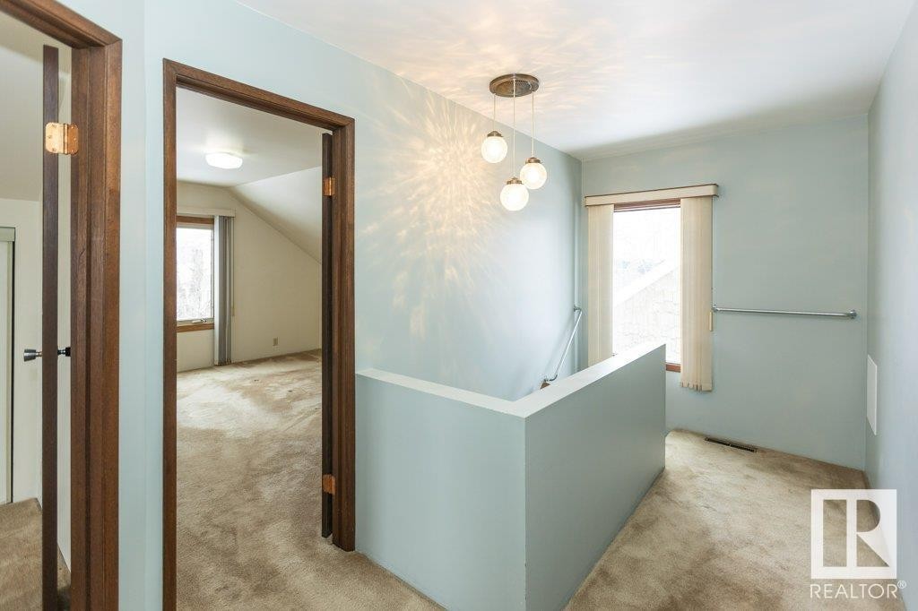 












9915 104 Street

,
Westlock,




AB
T7P 1T3

