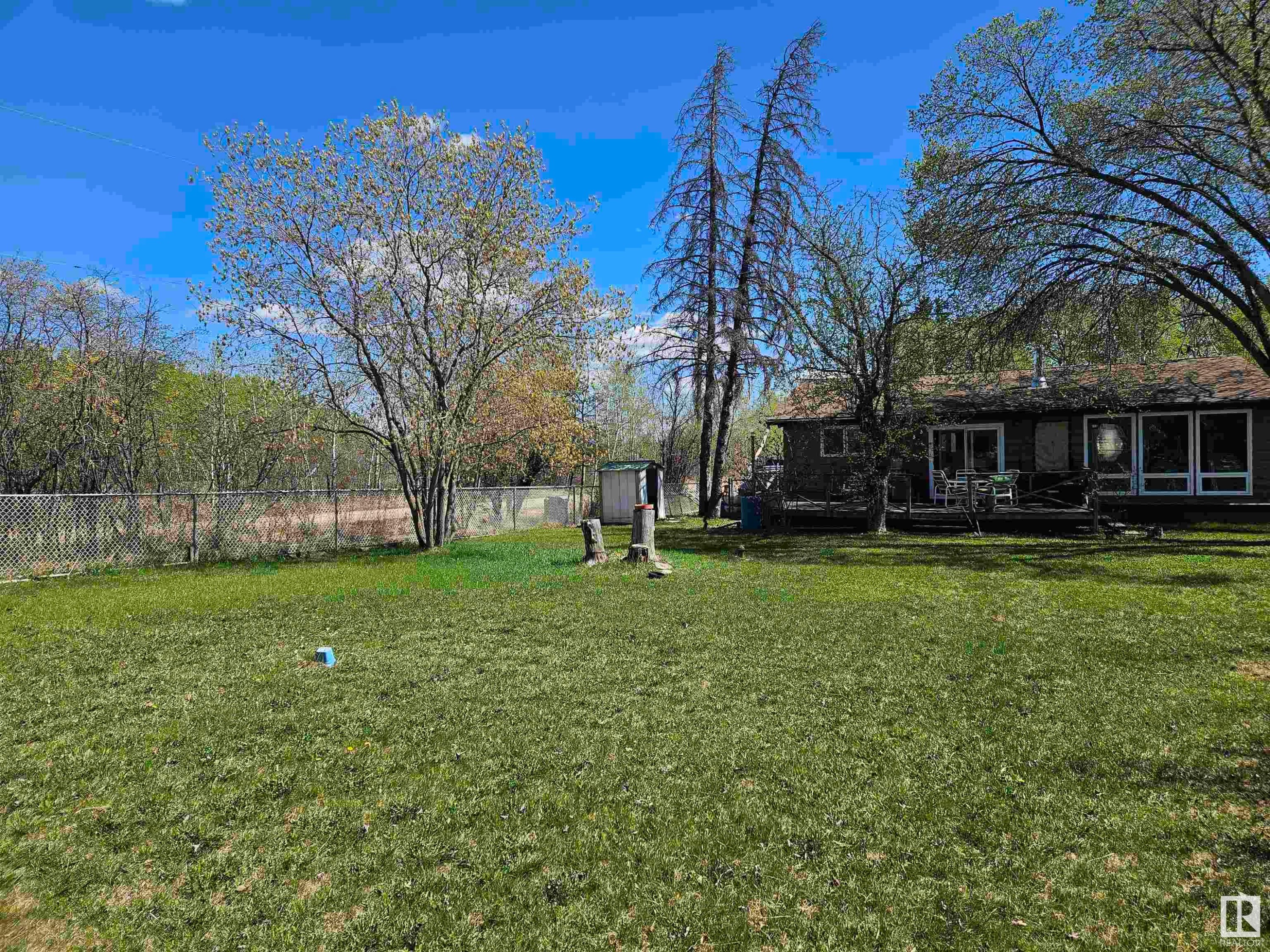 












43 53113 RGE ROAD 44

,
Rural Parkland County,




AB
T0E 2K0

