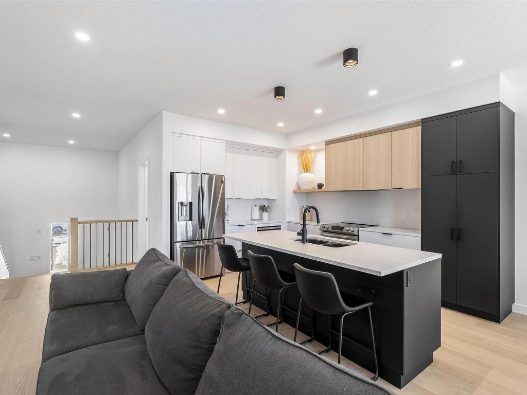












403 Lakewood Way S

,
Cold Lake,




AB
T9M 0K7

