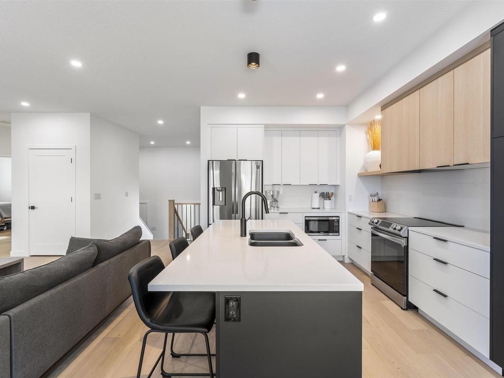 












403 Lakewood Way S

,
Cold Lake,




AB
T9M 0K7

