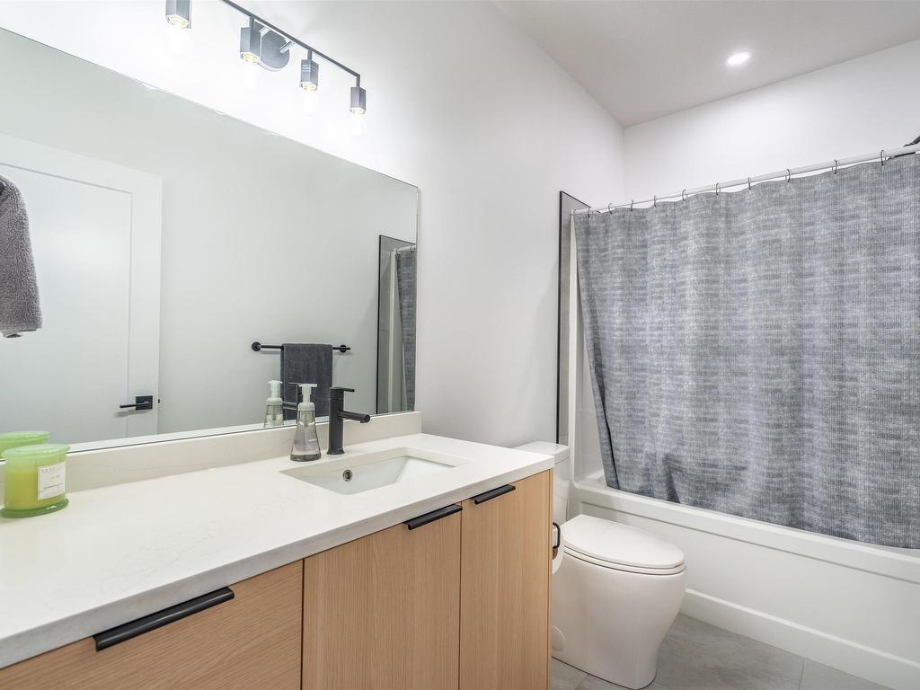 












403 Lakewood Way S

,
Cold Lake,




AB
T9M 0K7


