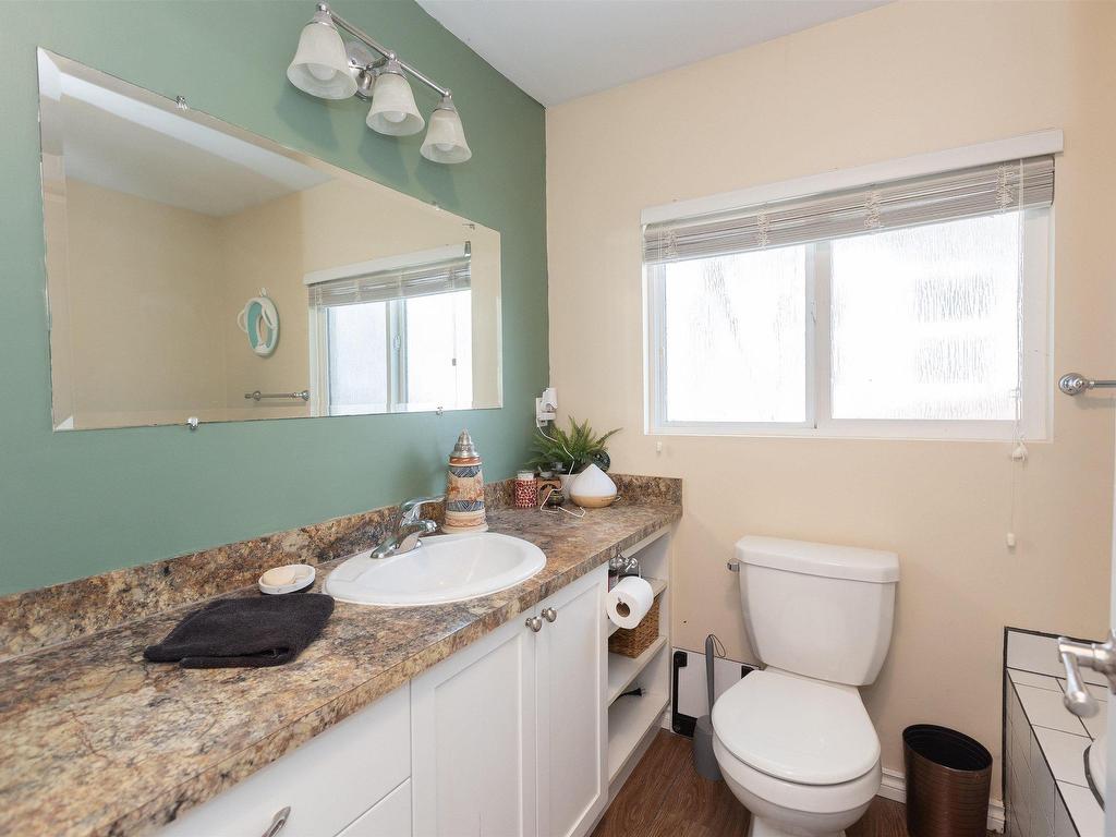 












527 5th Street

,
Rural Lac Ste. Anne County,




AB
T0E 1A6

