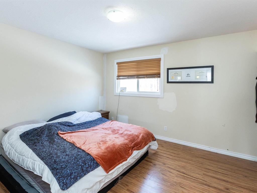 












527 5th Street

,
Rural Lac Ste. Anne County,




AB
T0E 1A6

