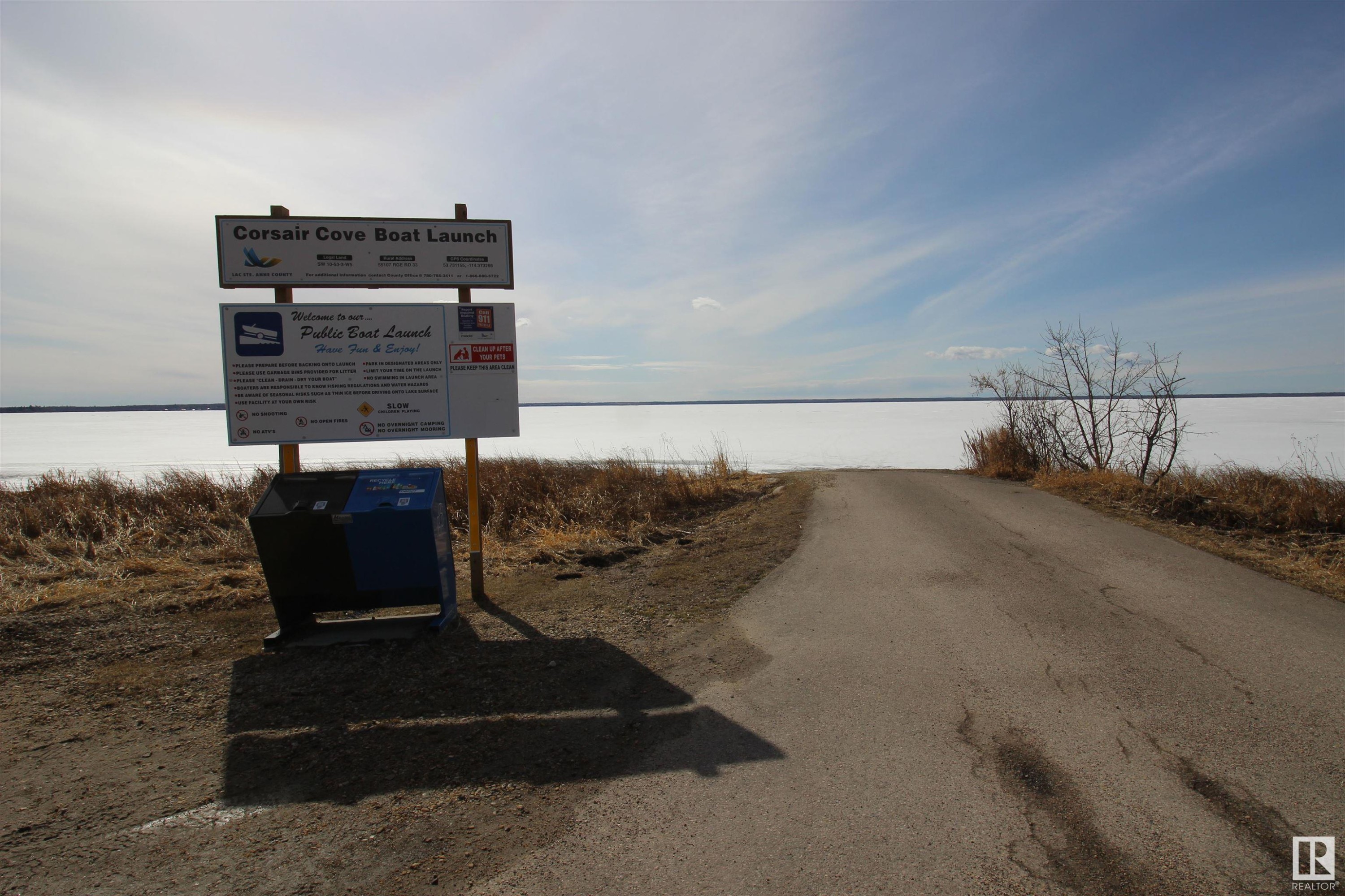 












527 5th Street

,
Rural Lac Ste. Anne County,




AB
T0E 1A6

