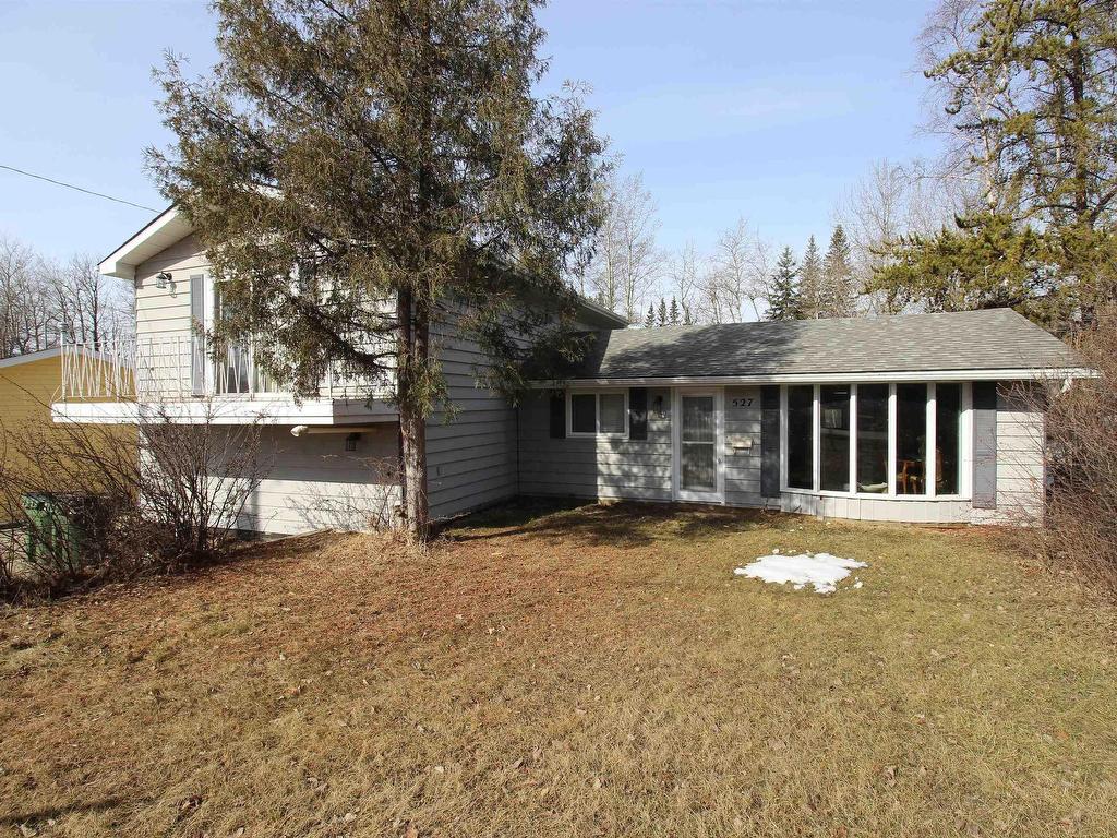 












527 5th Street

,
Rural Lac Ste. Anne County,




AB
T0E 1A6

