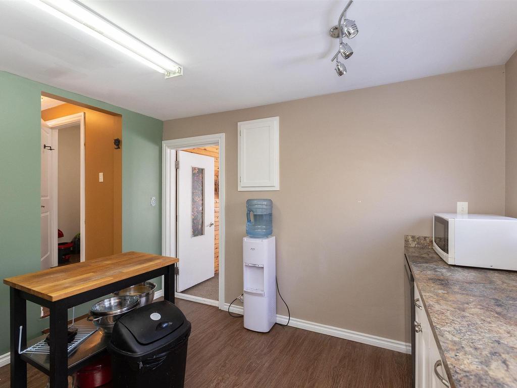 












527 5th Street

,
Rural Lac Ste. Anne County,




AB
T0E 1A6

