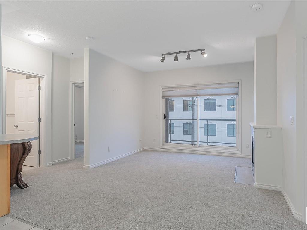 












303 10046 110 Street

,
Edmonton,




AB
T5K 2Y2

