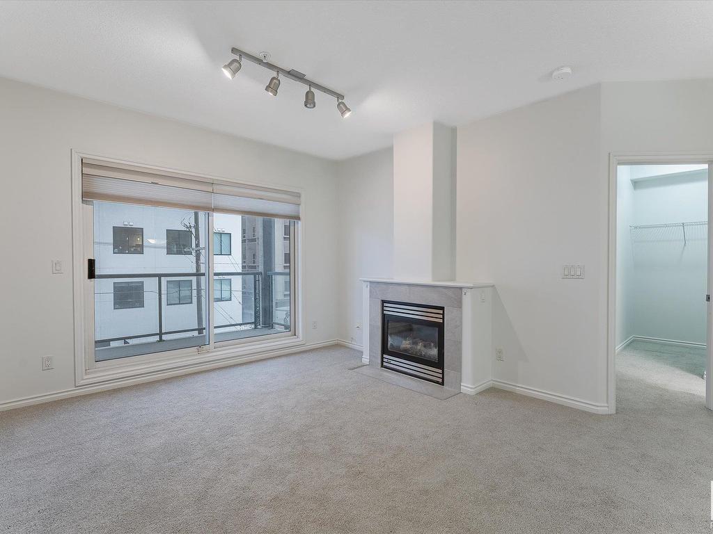 












303 10046 110 Street

,
Edmonton,




AB
T5K 2Y2

