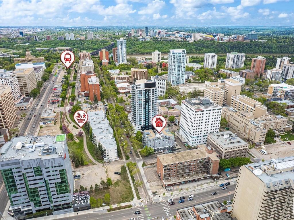 












303 10046 110 Street

,
Edmonton,




AB
T5K 2Y2


