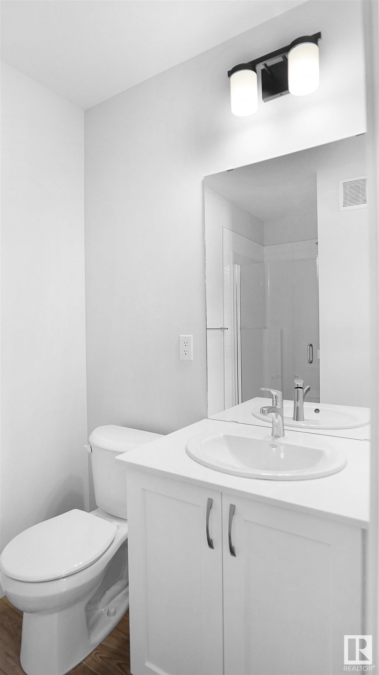 












932 19 Avenue

,
Edmonton,




AB
T6T 1J1

