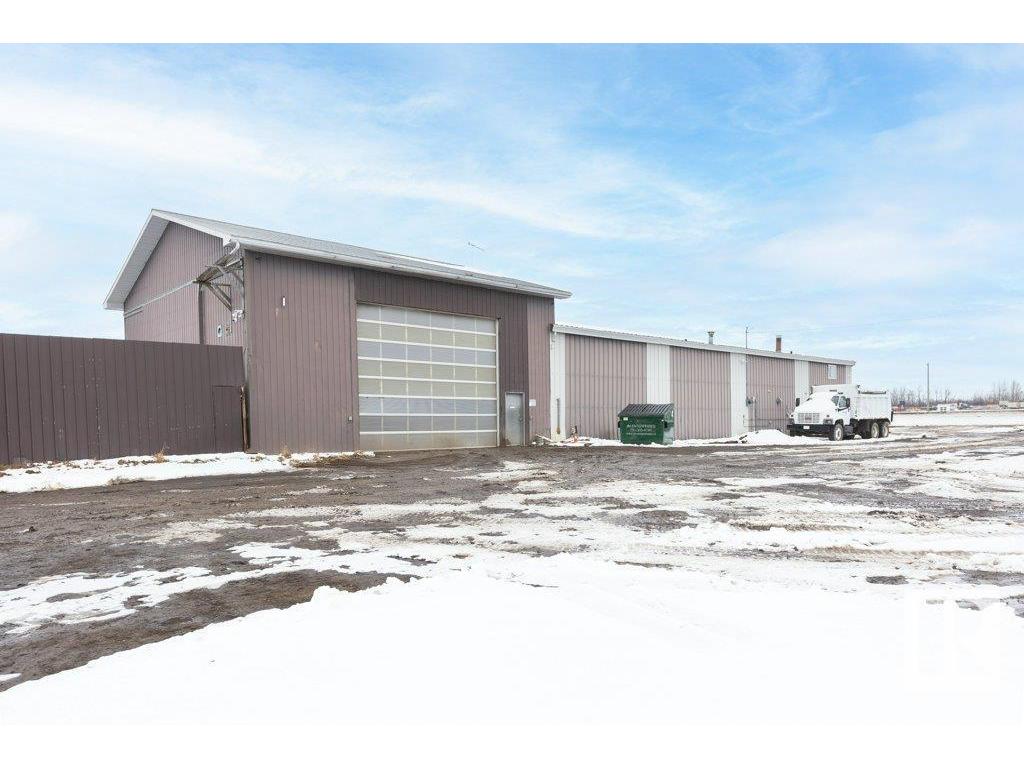 












9304 100 Street

,
Westlock,




AB
T7P 2L5

