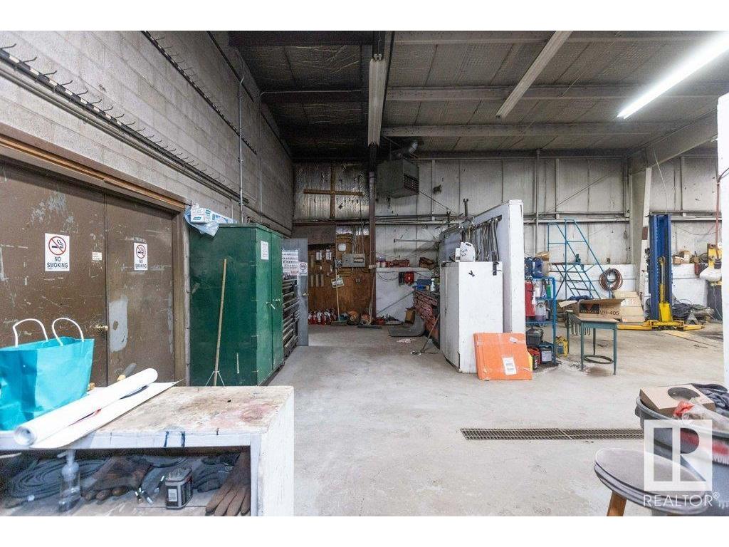 












9304 100 Street

,
Westlock,




AB
T7P 2L5

