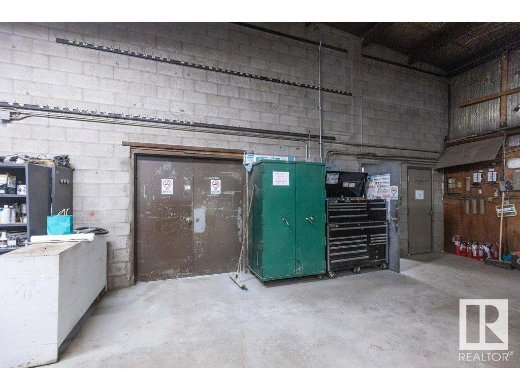 












9304 100 Street

,
Westlock,




AB
T7P 2L5

