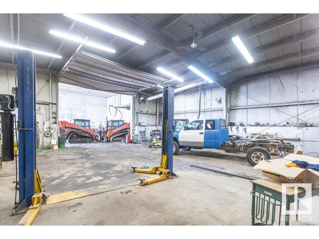 












9304 100 Street

,
Westlock,




AB
T7P 2L5

