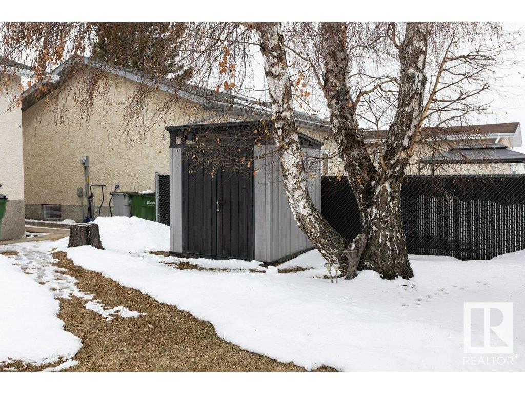 












10516 110 Street

,
Westlock,




AB
T7P 1A2

