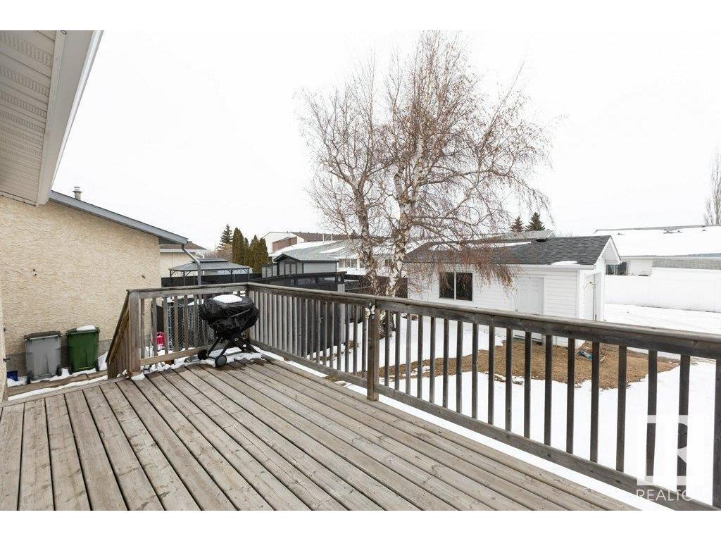 












10516 110 Street

,
Westlock,




AB
T7P 1A2

