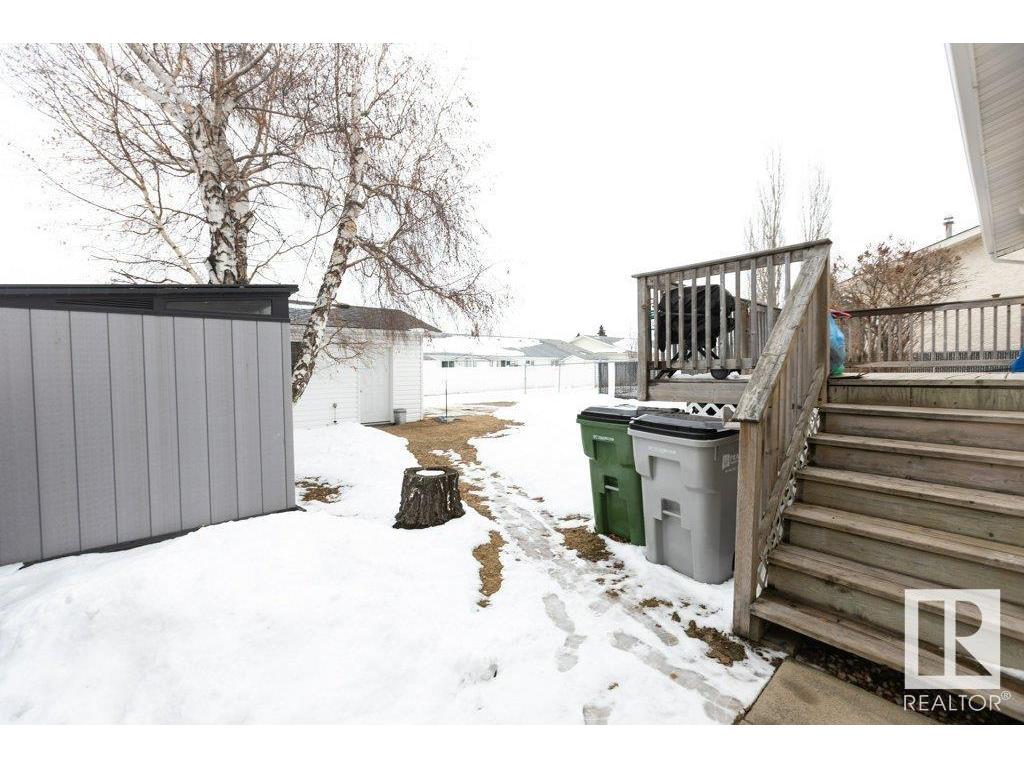 












10516 110 Street

,
Westlock,




AB
T7P 1A2

