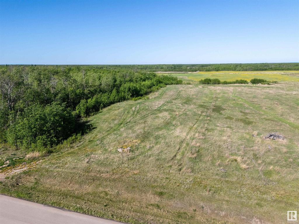 












121 42324 TWP RD 632

,
Rural Bonnyville M.D.,







AB
T9M 1P3

