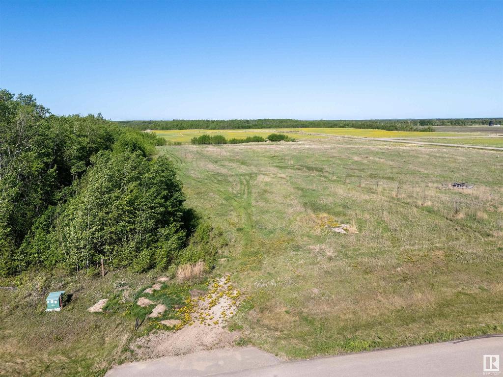 












121 42324 TWP RD 632

,
Rural Bonnyville M.D.,







AB
T9M 1P3

