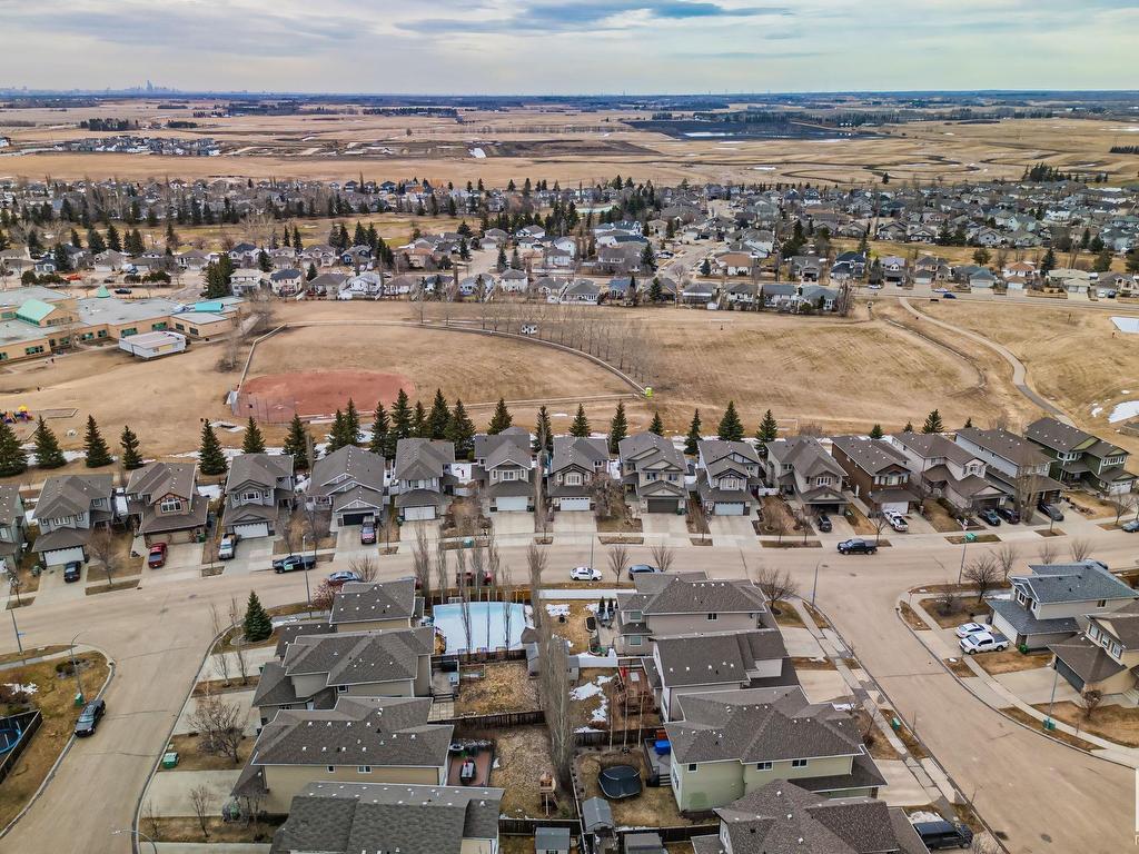 












62 RUE BLANCHARD

,
Beaumont,




AB
T4X 0E7

