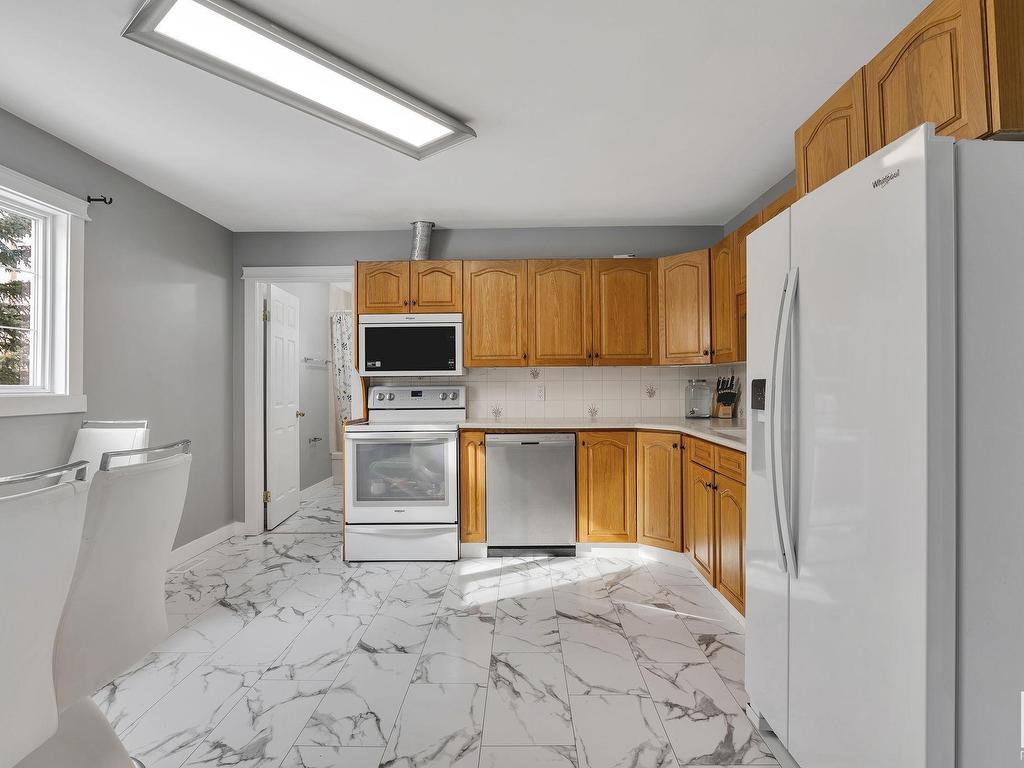 












1 52449 RGE ROAD 222

,
Rural Strathcona County,




AB
T8E 2G6

