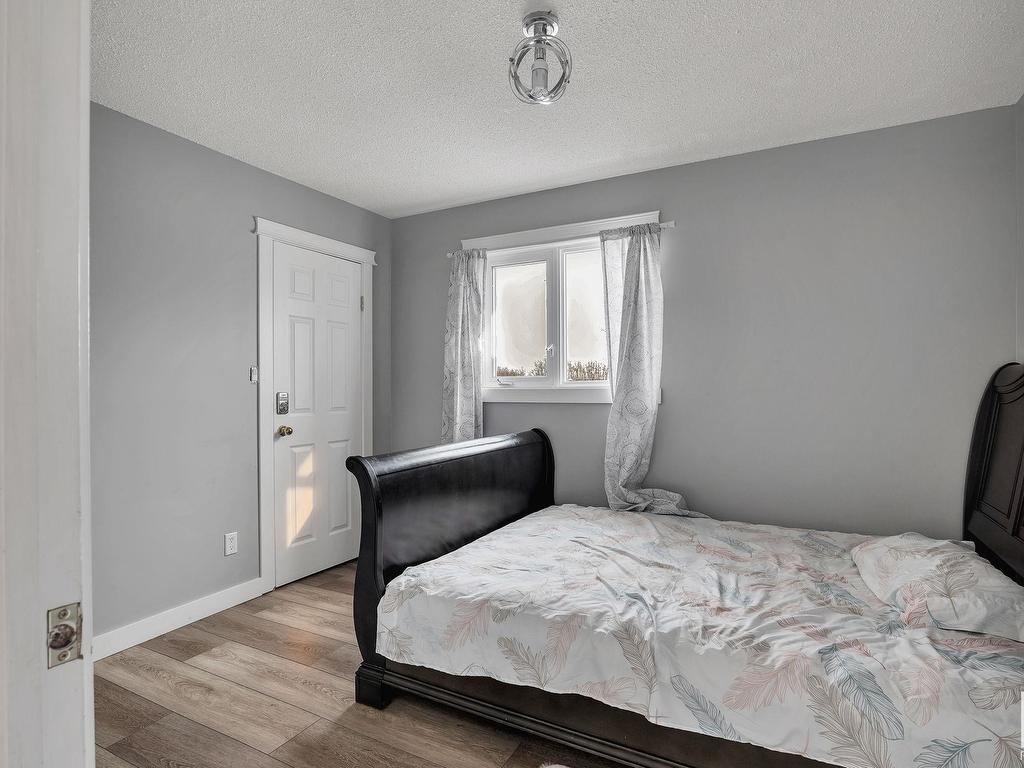 












1 52449 RGE ROAD 222

,
Rural Strathcona County,




AB
T8E 2G6

