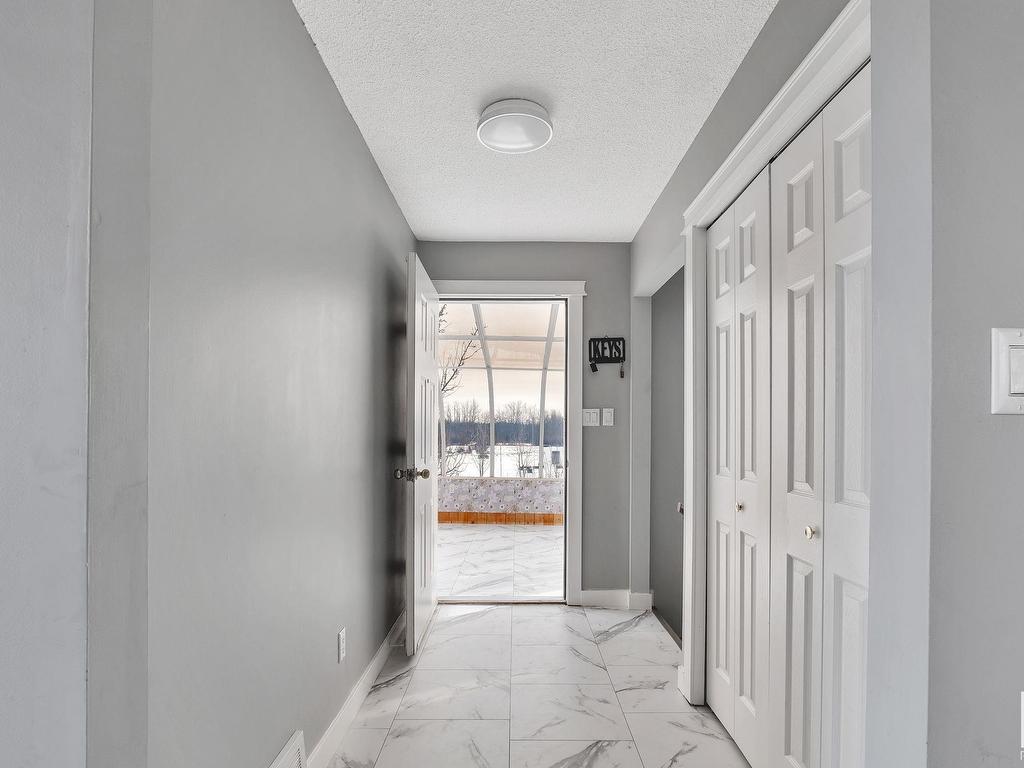 












1 52449 RGE ROAD 222

,
Rural Strathcona County,




AB
T8E 2G6

