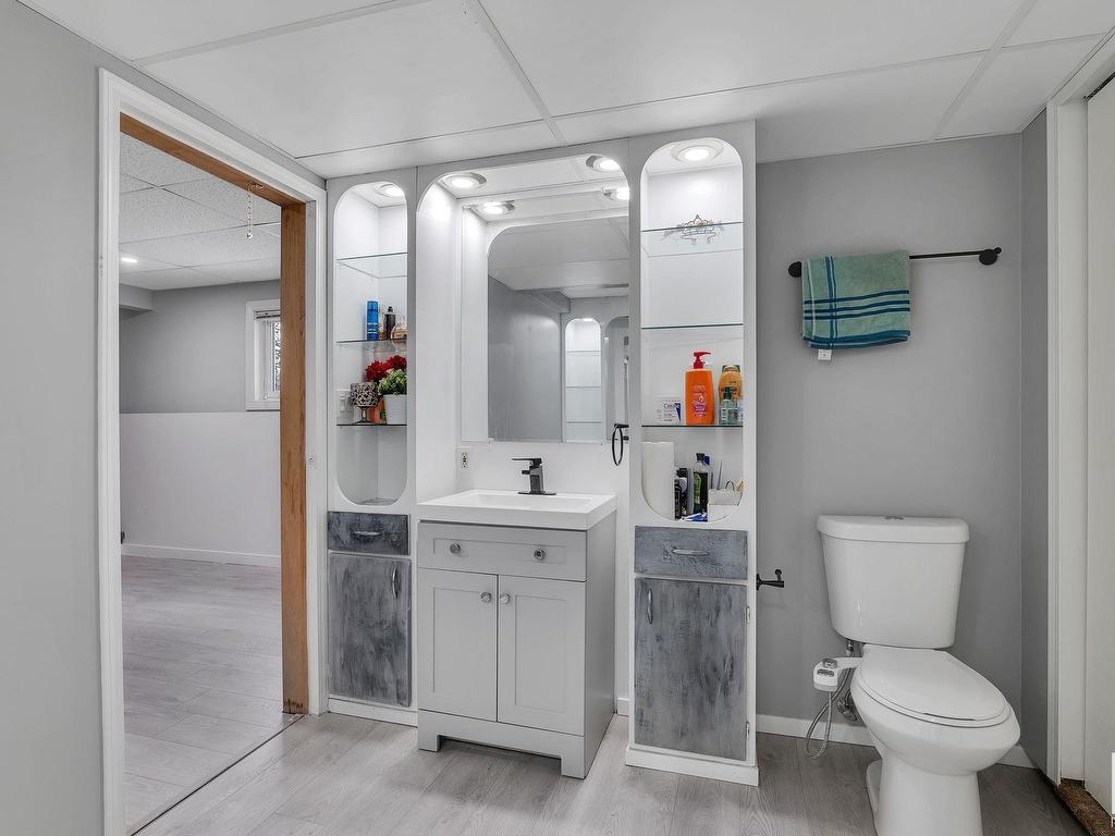 












1 52449 RGE ROAD 222

,
Rural Strathcona County,




AB
T8E 2G6

