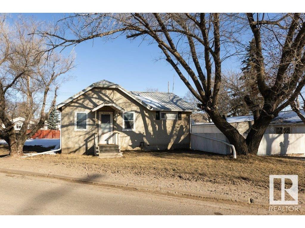 












9836 100 Street

,
Westlock,




AB
T7P 2R2

